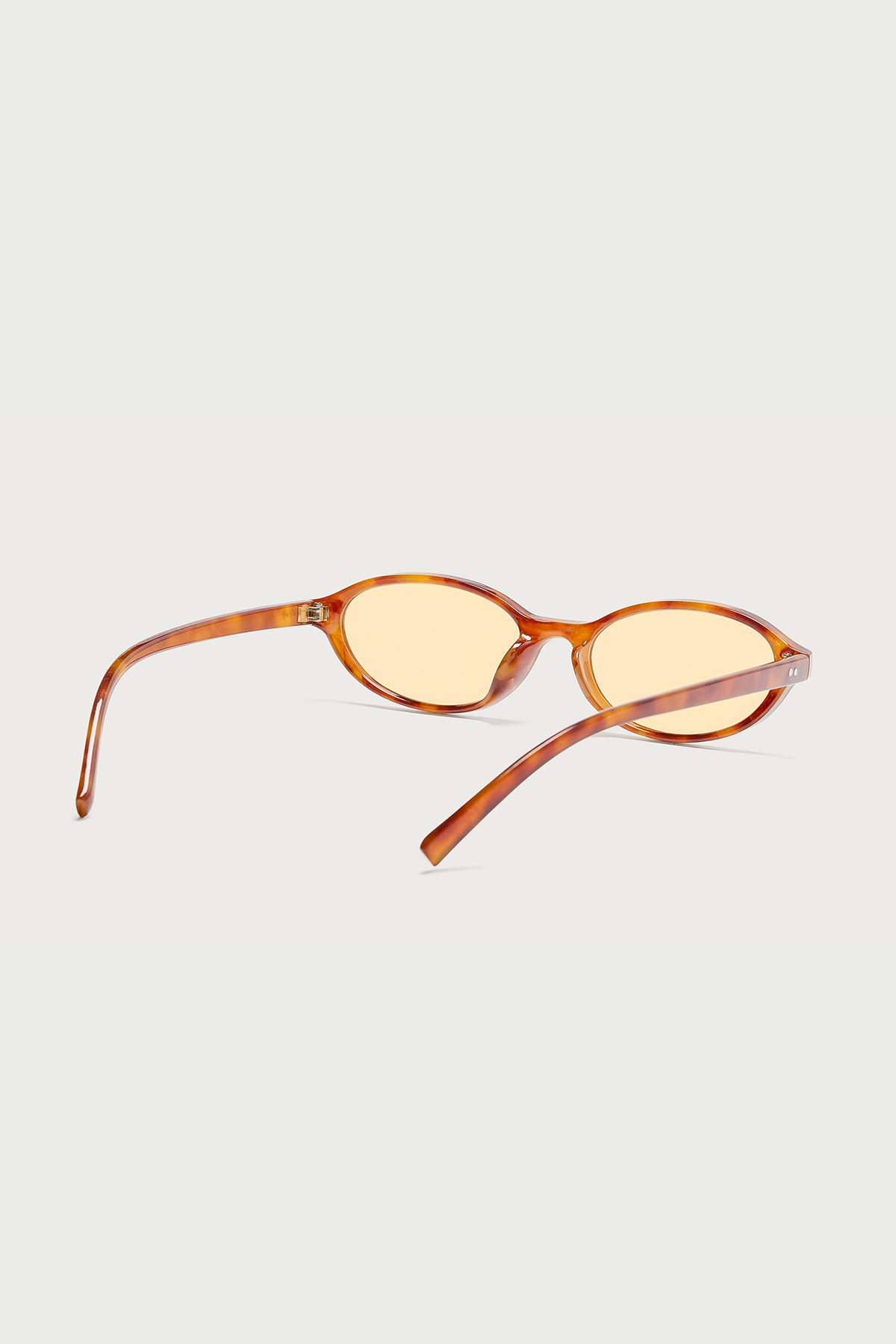 Sunny Babe Oval Sunglasses - Image 4