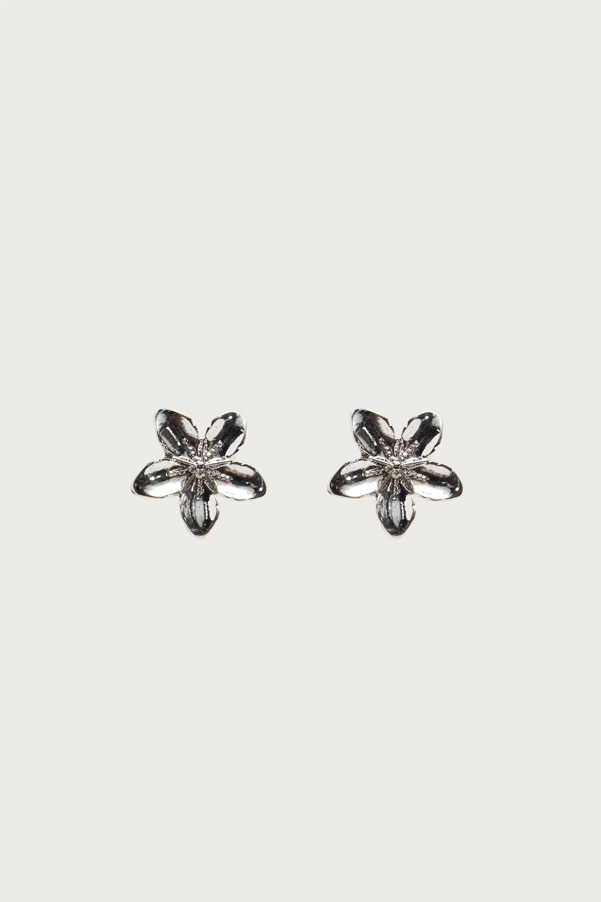 Tropical Fleur Stud Earrings - Image 2