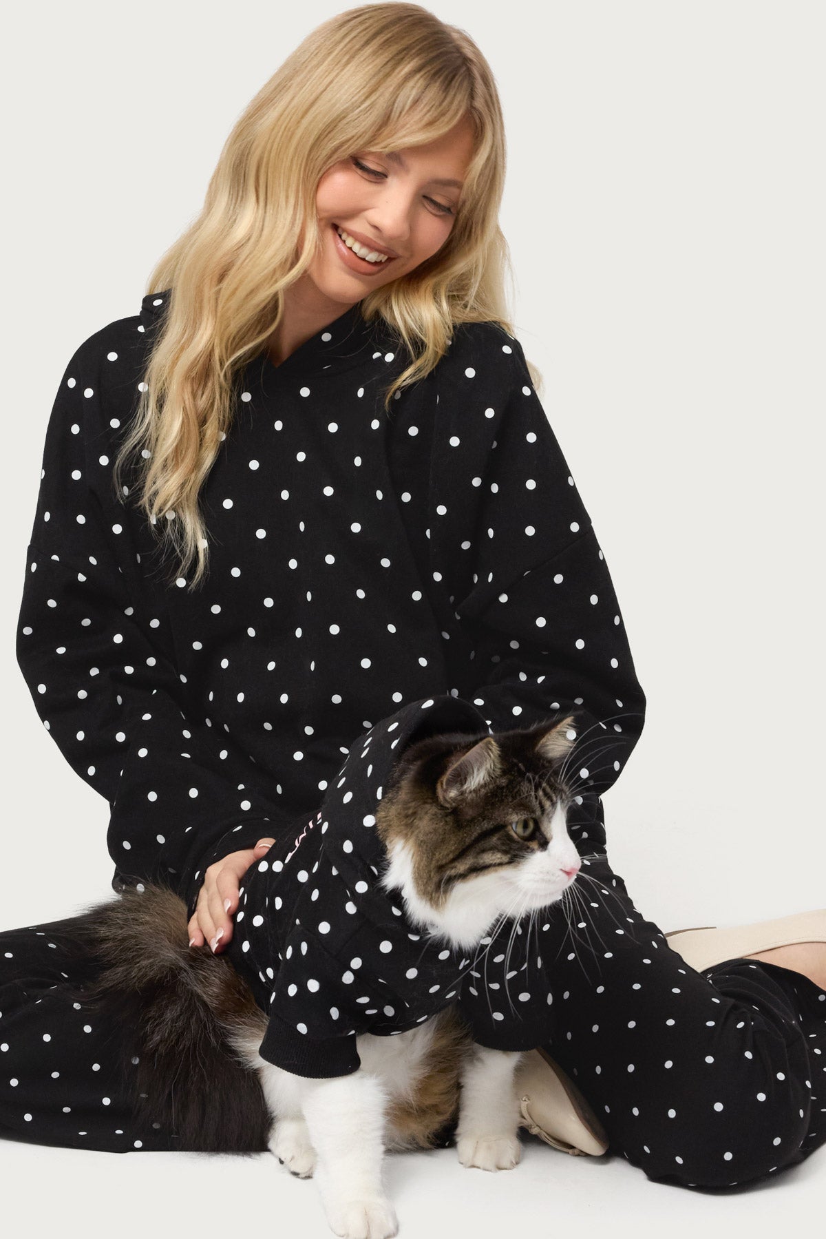 Chelsie Polka Dot Pet Hoodie - Image 2