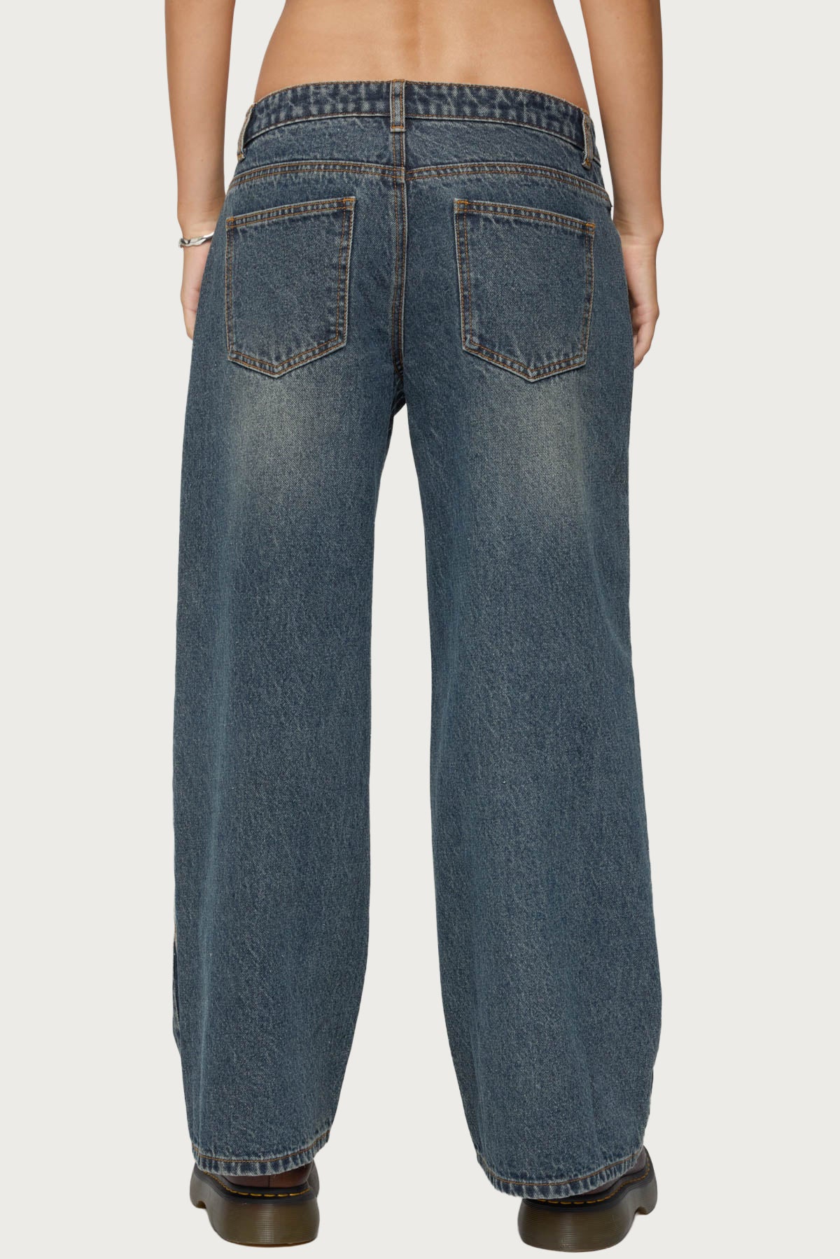 Petite Contrast Panel Low Rise Baggy Jeans - Image 5