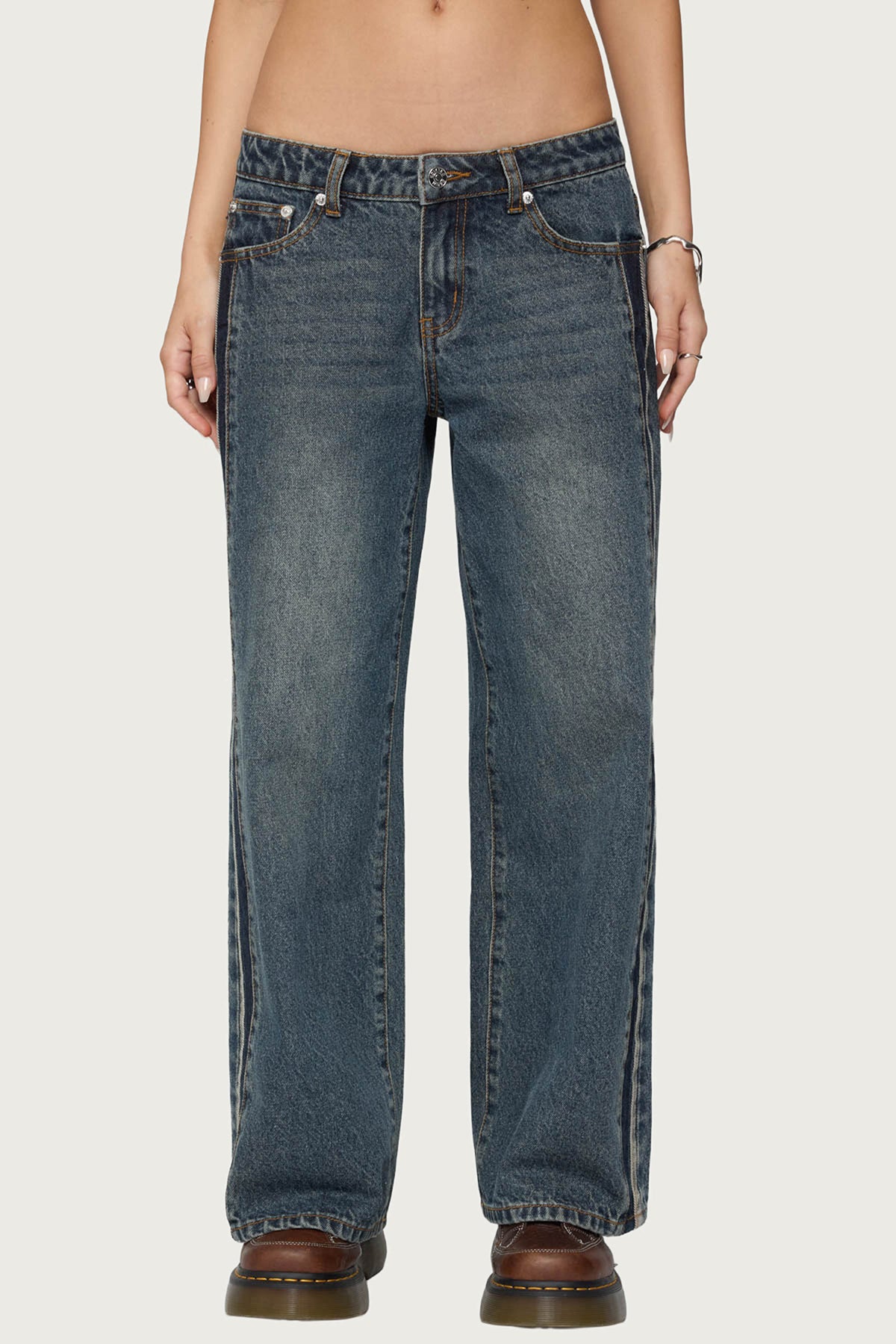 Petite Contrast Panel Low Rise Baggy Jeans - Image 2