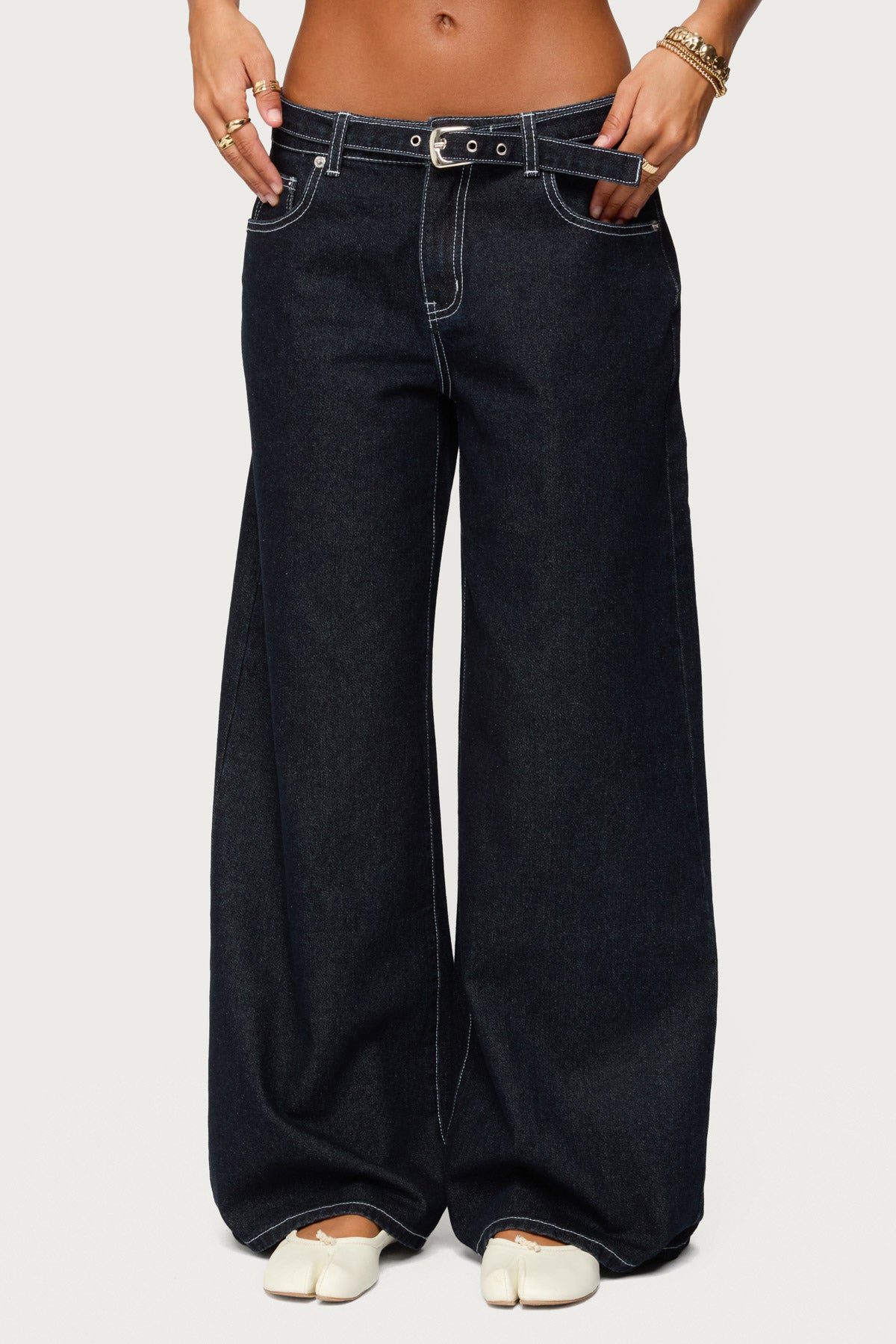 Karah Belt Low Rise Baggy Jeans - Image 2