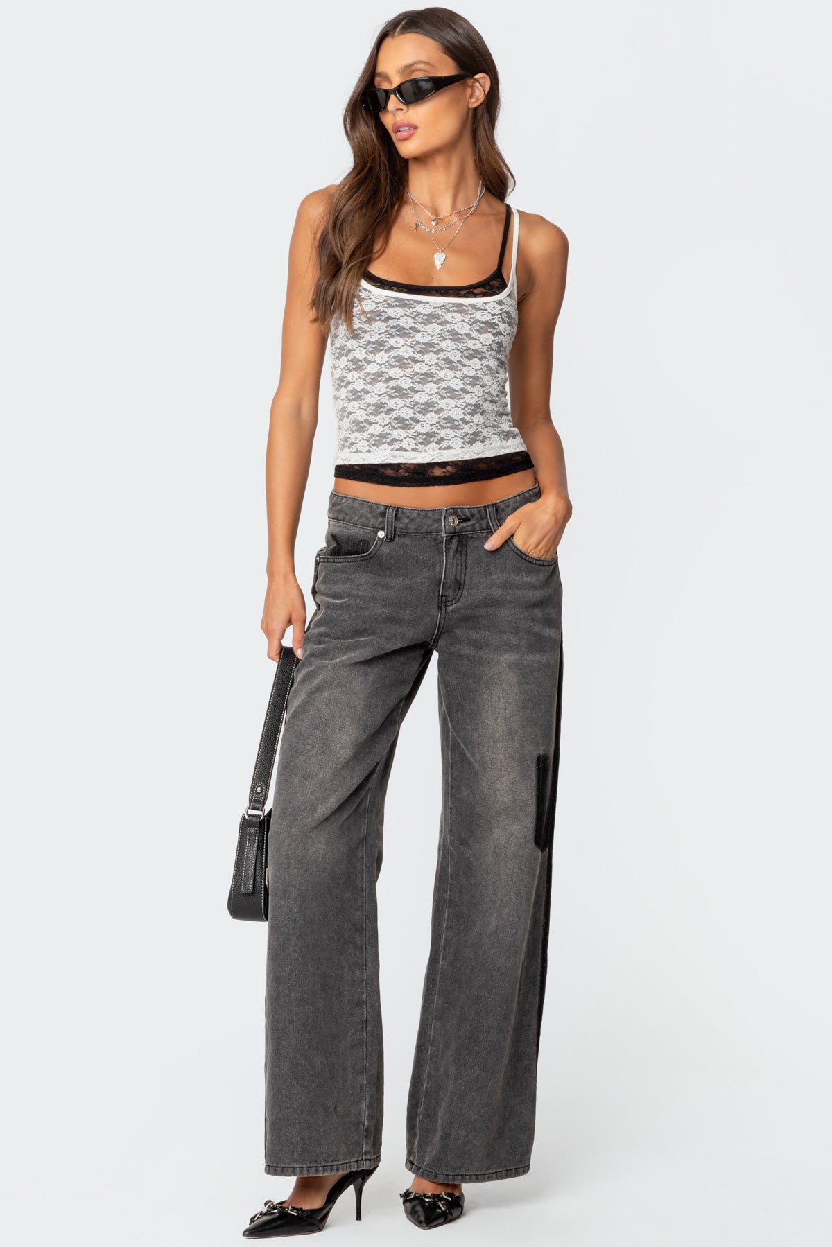 Contrast Pocket Washed Low Rise Baggy Jeans