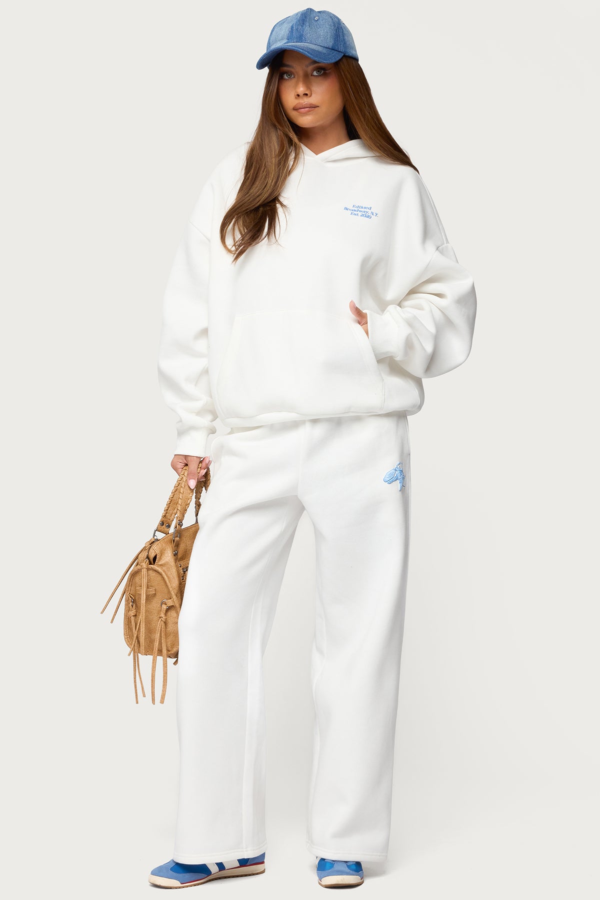Keychain Cutie Hoodie - Image 5