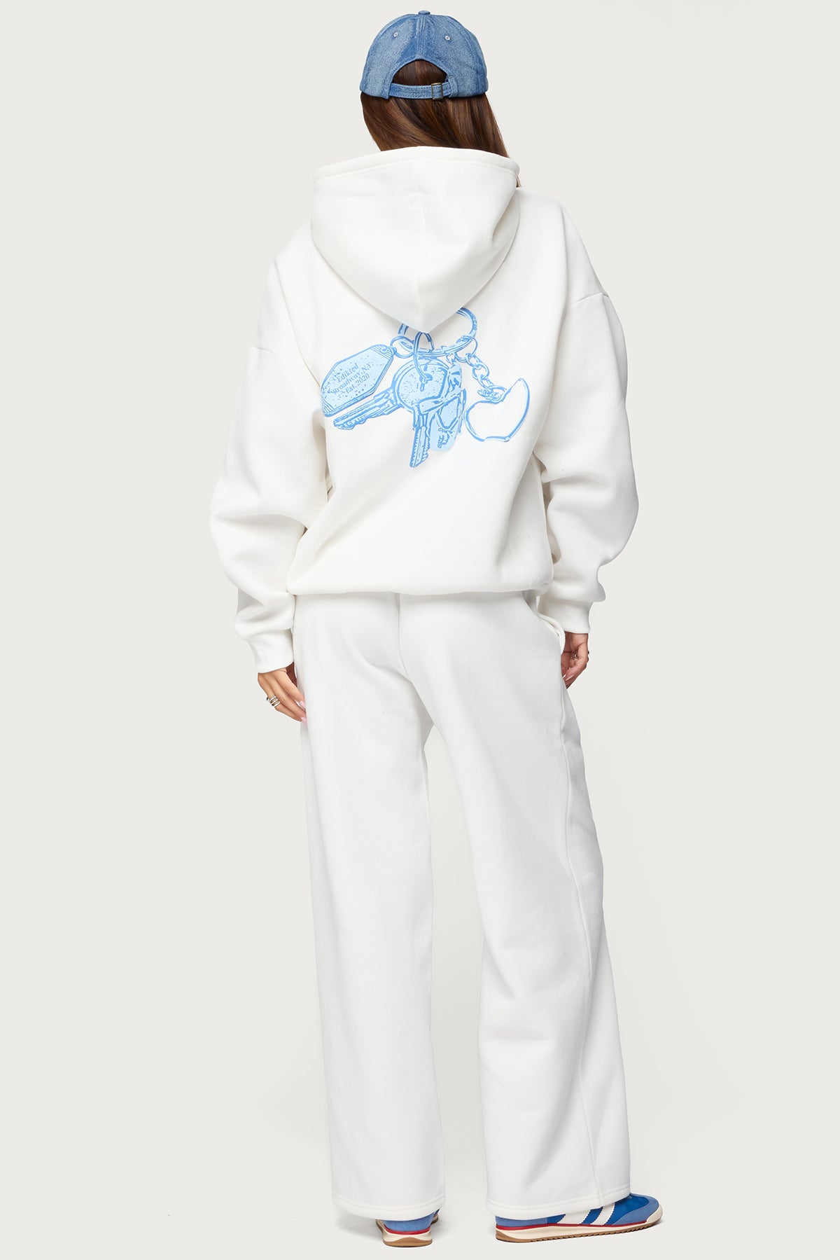 Keychain Cutie Hoodie - Image 7