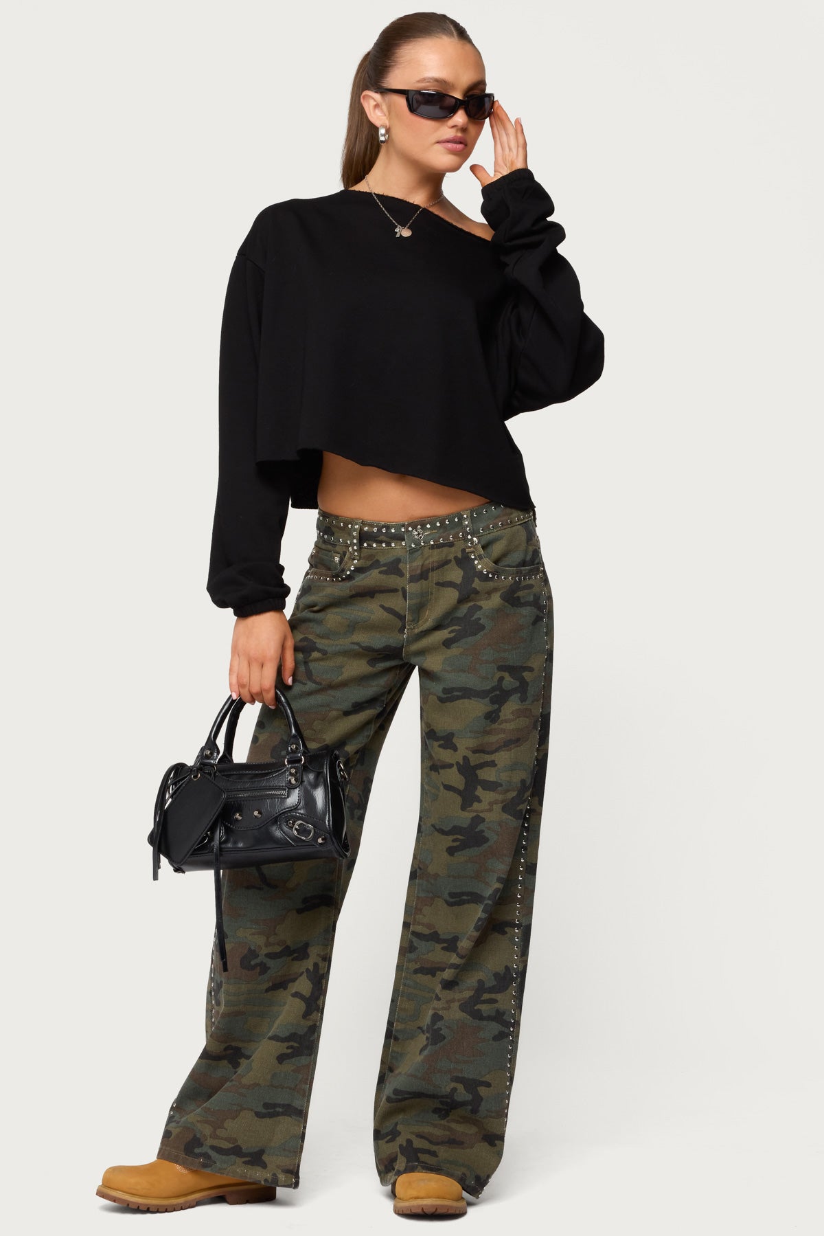 Aveline Off Shoulder Light Sweatshirt - Image 2