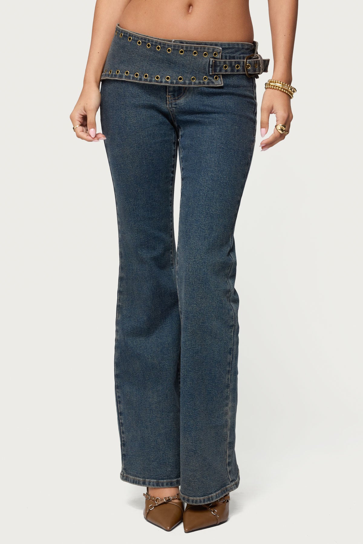 Asymmetric Grommet Belt Low Rise Flared Jeans - Image 2