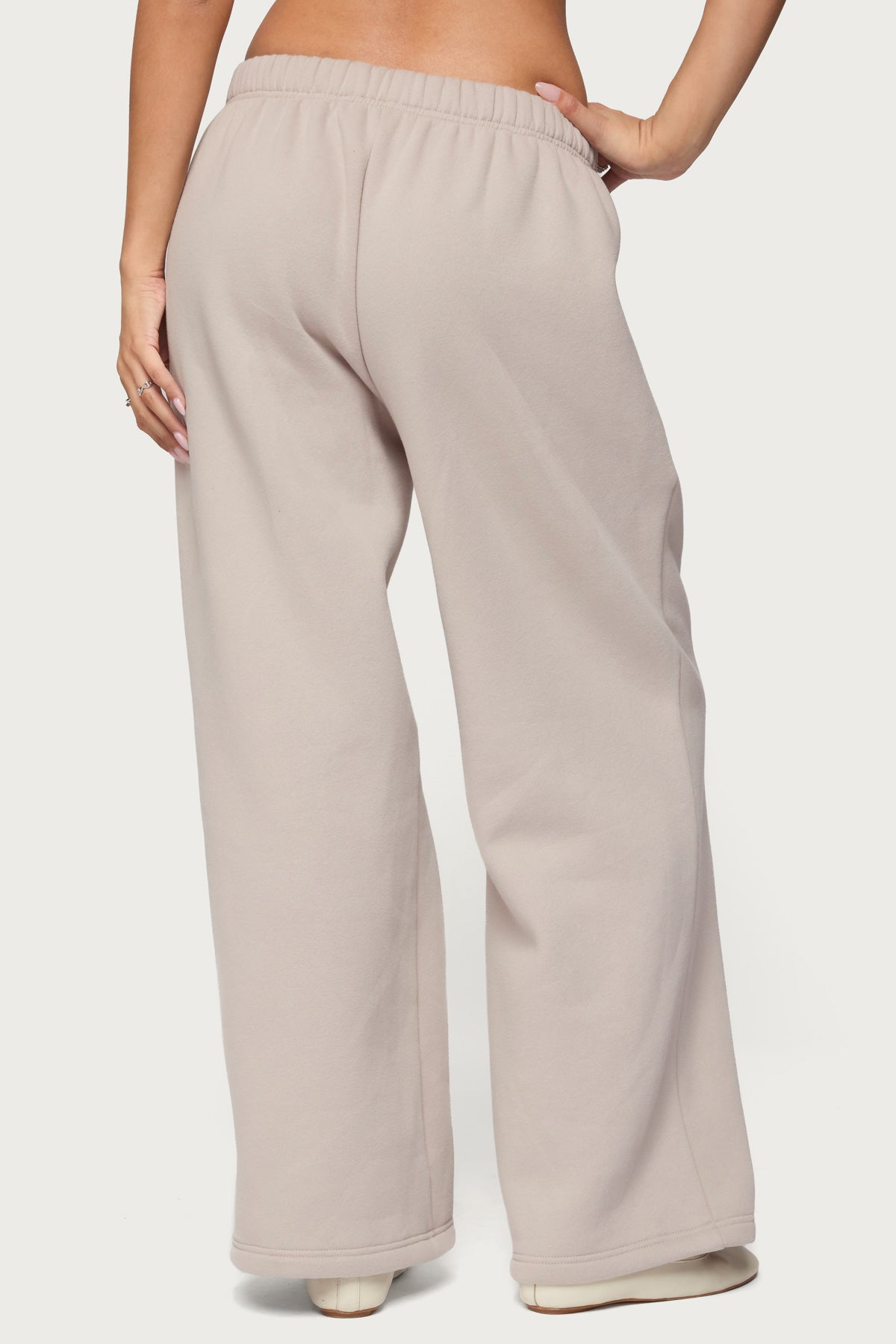 Edikted LA Sweatpants - Image 4
