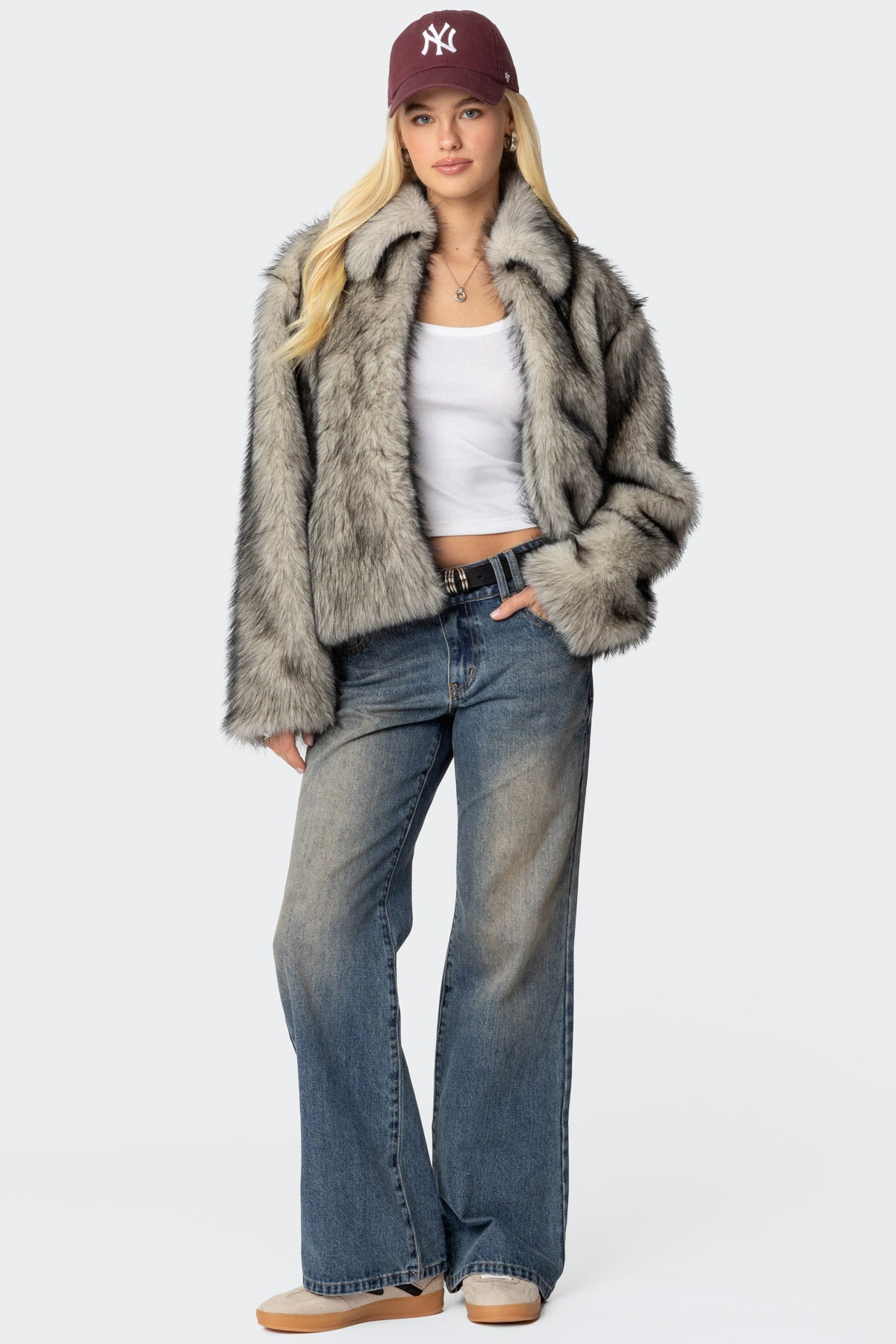 Mob Wife Faux Fur Jacket - Image 3