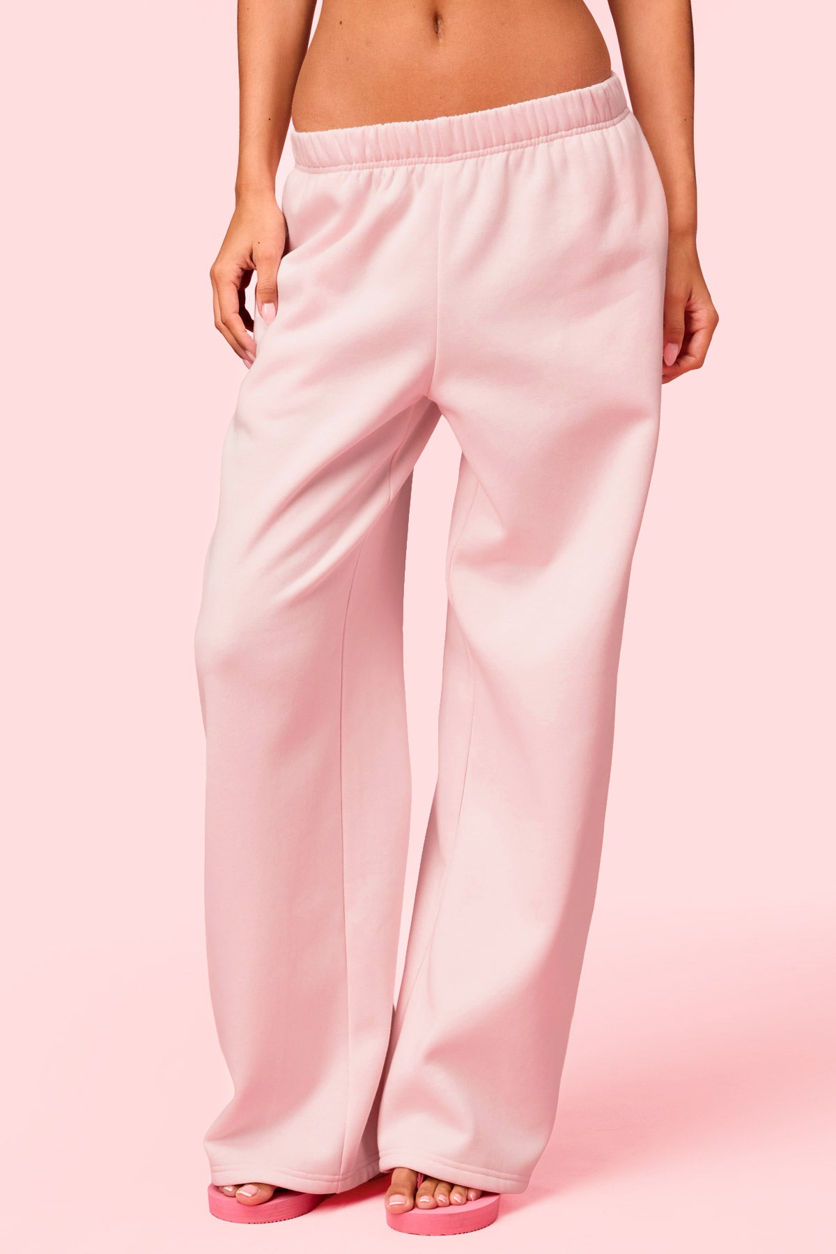 Edikted Hearts Barbie™ Baggy Sweatpants - Image 3