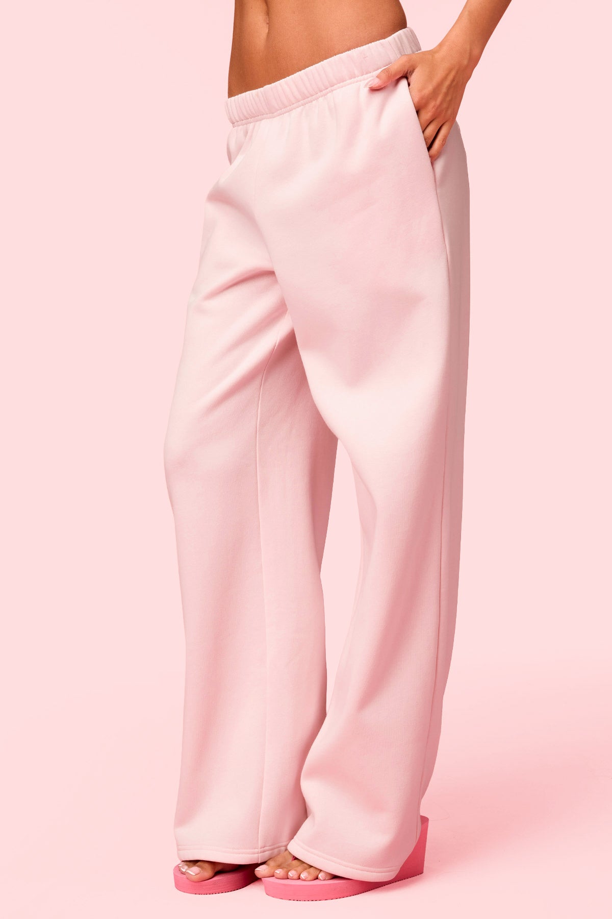 Edikted Hearts Barbie™ Baggy Sweatpants - Image 4